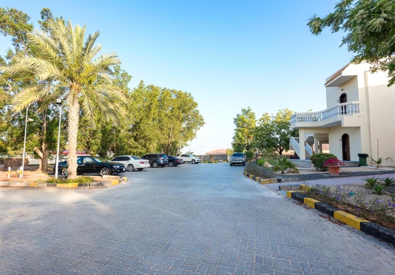 Barracuda Resort Umm al-Quwain Exterior photo